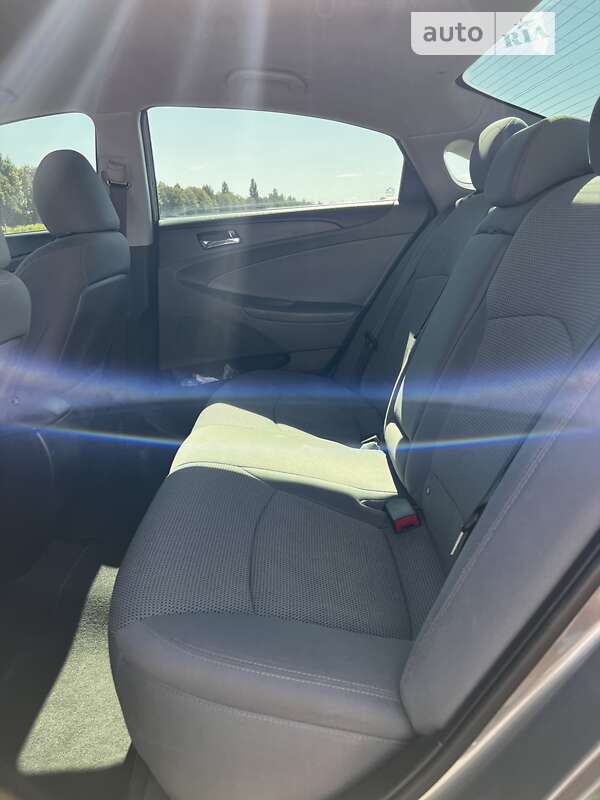 Седан Hyundai Sonata 2013 в Киеве фото 13 Седан Hyundai Sonata 2013 в Киеве