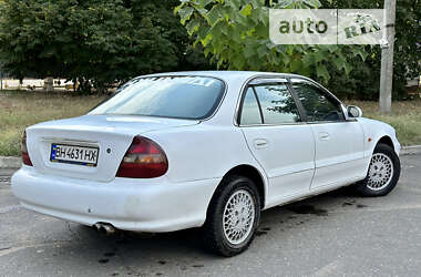 Седан Hyundai Sonata 1997 в Одессе