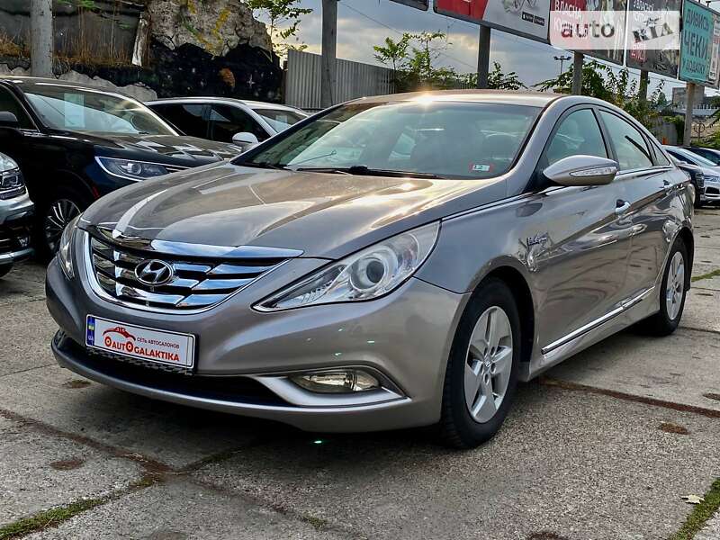Седан Hyundai Sonata 2011 в 