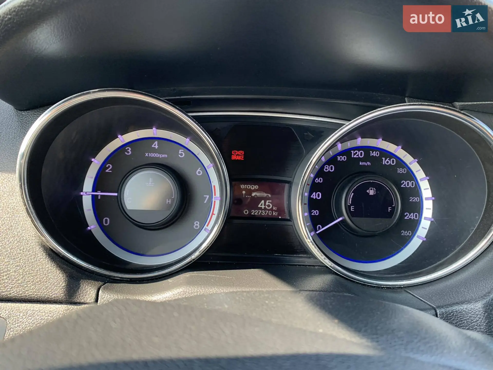 2010 Hyundai Sonata - мініатюра 12