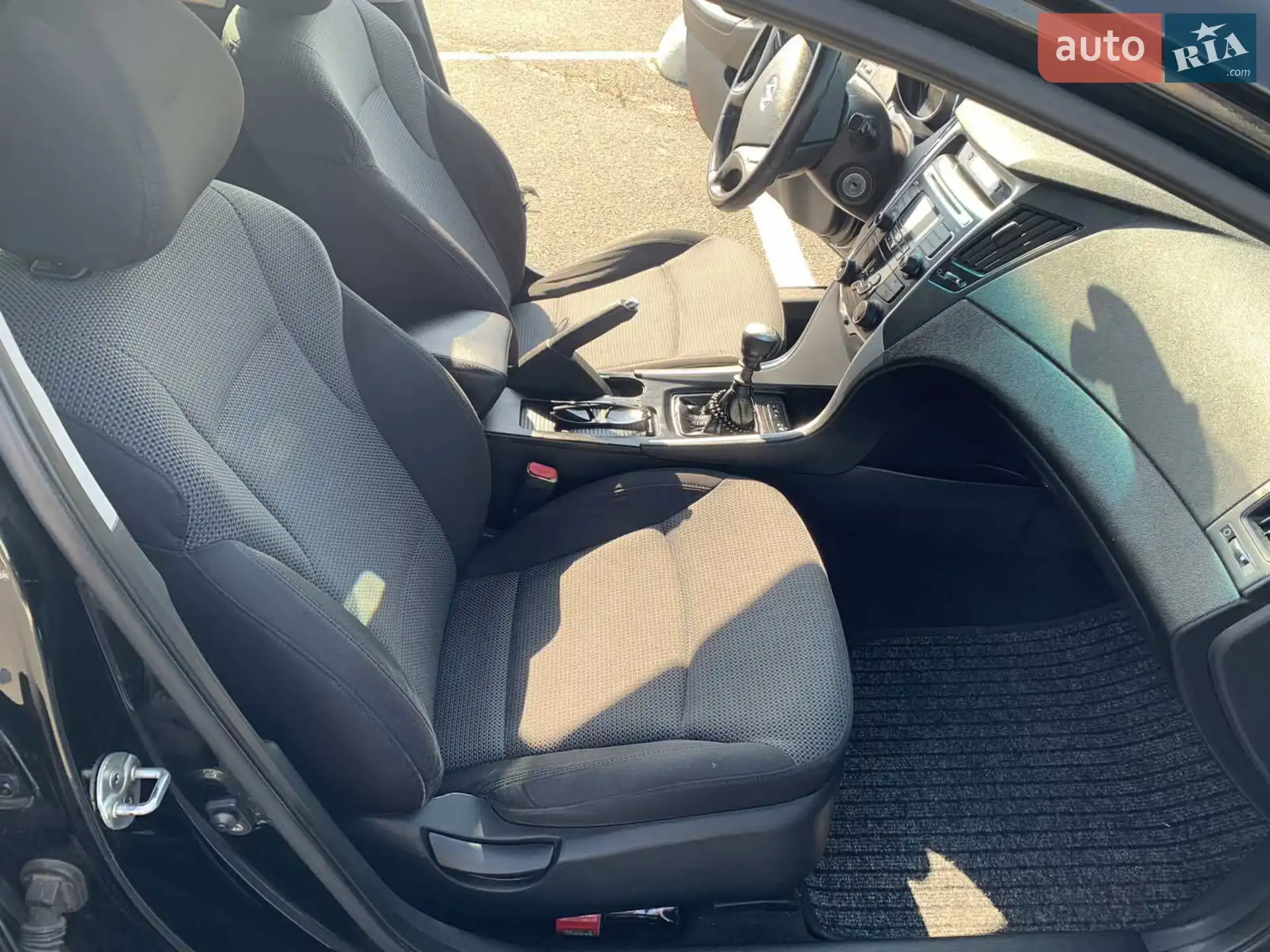 2010 Hyundai Sonata - мініатюра 14