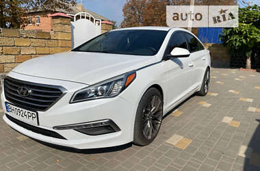 Седан Hyundai Sonata 2015 в Врадиевке