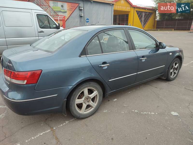 Седан Hyundai Sonata 2009 в Житомирі