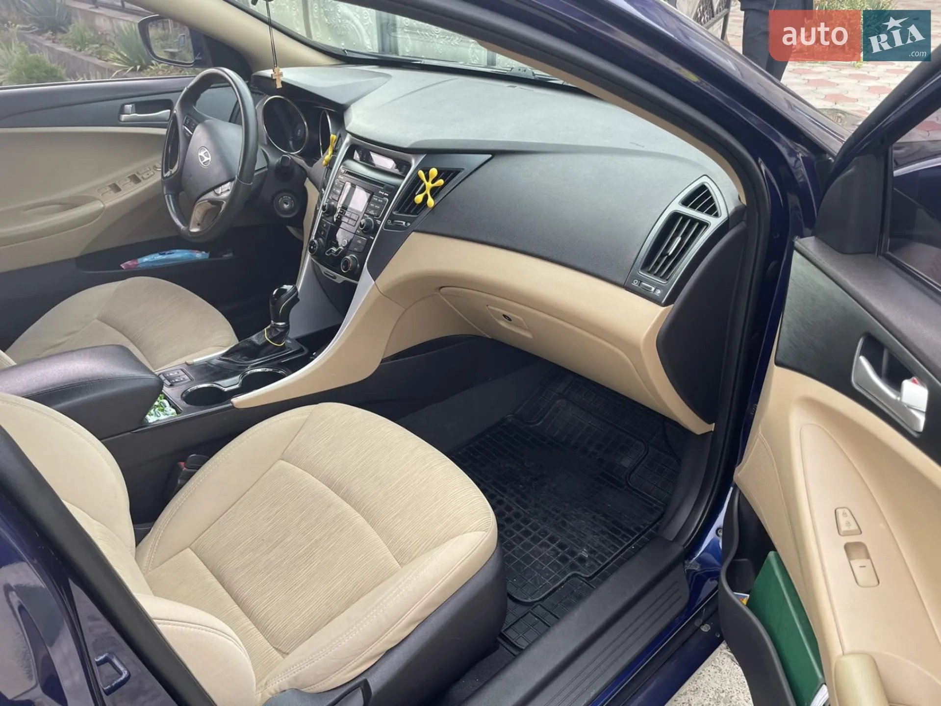 2011 Hyundai Sonata - мініатюра 11