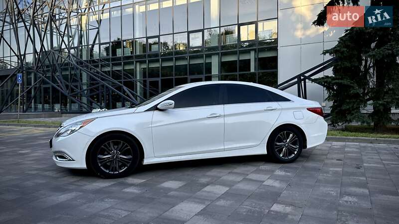 Седан Hyundai Sonata 2014 в Полтаві