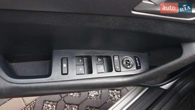 Седан Hyundai Sonata 2015 в Переяславе