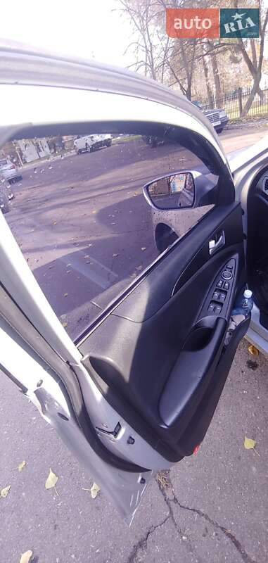 Седан Hyundai Sonata 2014 в Києві