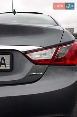 Седан Hyundai Sonata 2012 в 