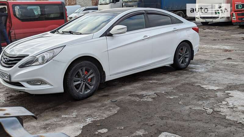 Седан Hyundai Sonata 2012 в Сумах