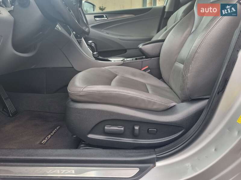 Седан Hyundai Sonata 2012 в Тернополі