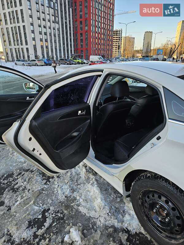 Седан Hyundai Sonata 2012 в Киеве