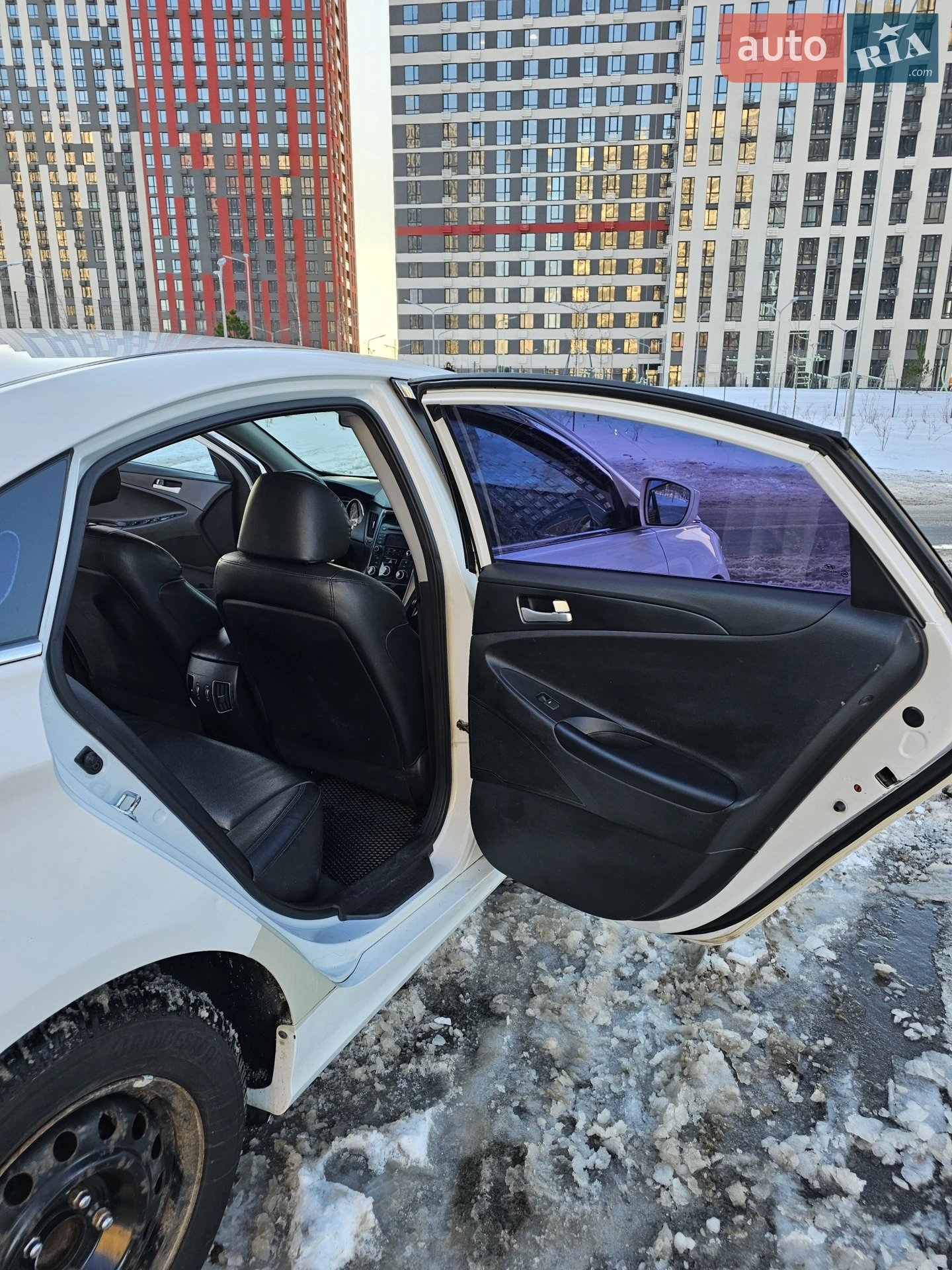 2012 Hyundai Sonata - мініатюра 10