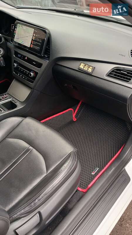 Седан Hyundai Sonata 2014 в Запоріжжі