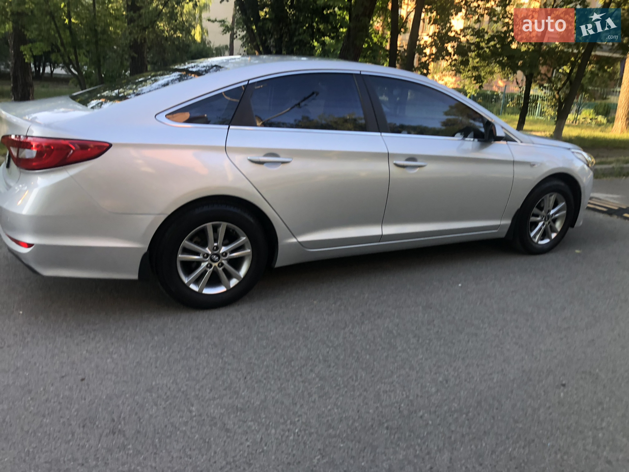 2015 Hyundai Sonata - мініатюра 11