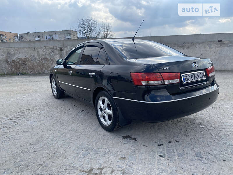 Седан Hyundai Sonata 2006 в Кременці