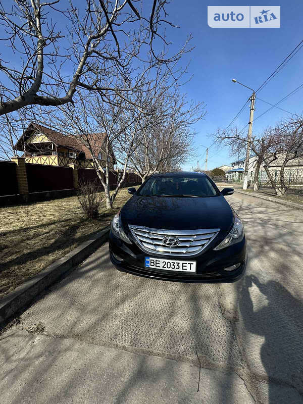Седан Hyundai Sonata 2013 в Первомайске