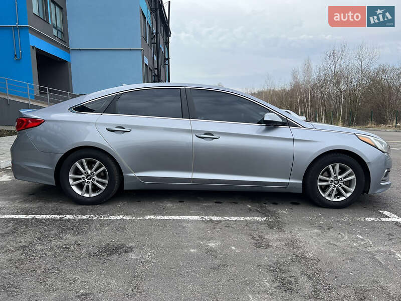 Седан Hyundai Sonata 2017 в Дубно