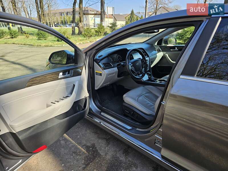 Седан Hyundai Sonata 2017 в Рогатине