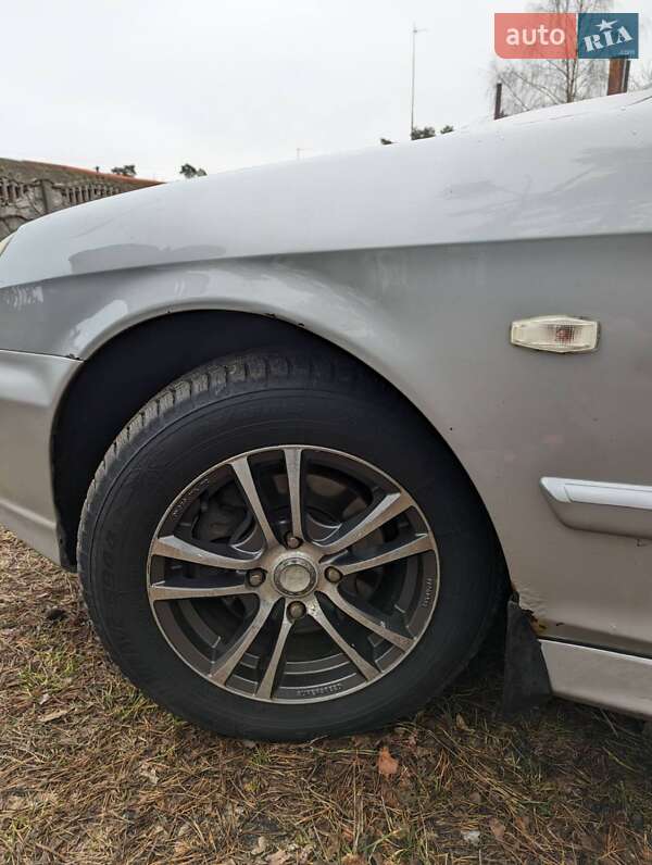 Седан Hyundai Sonata 2004 в Луцьку