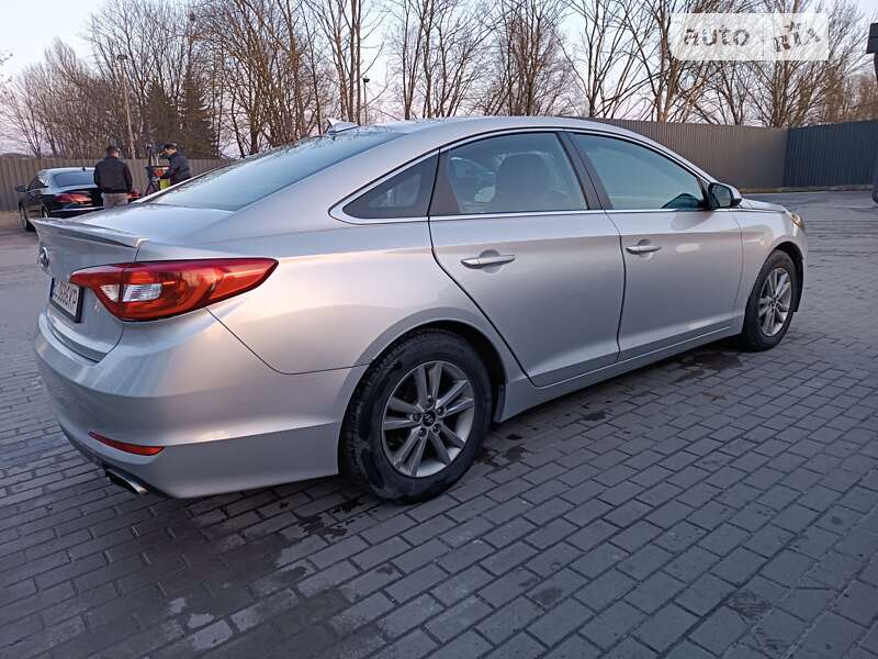 Седан Hyundai Sonata 2015 в Тернополі