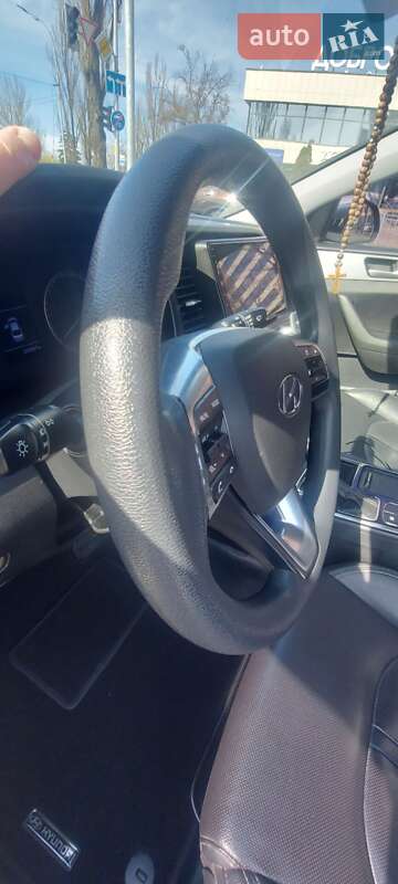 Седан Hyundai Sonata 2017 в Киеве