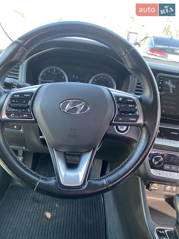 Седан Hyundai Sonata 2017 в Покрове