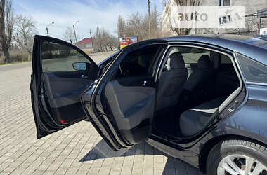 Седан Hyundai Sonata 2013 в Роздільній