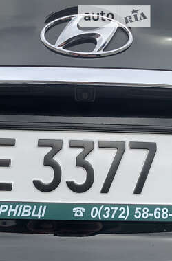 Седан Hyundai Sonata 2014 в Новоселице