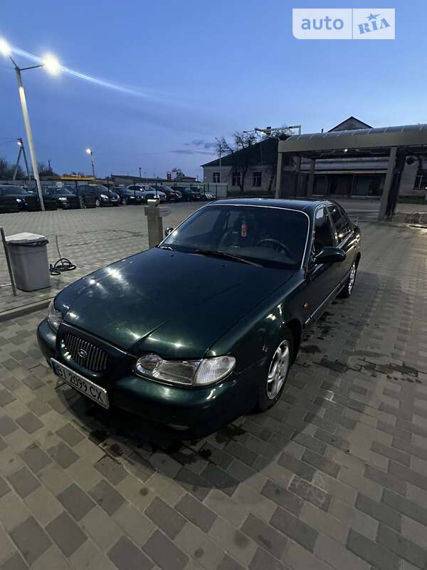 Седан Hyundai Sonata 1997 в Лубнах