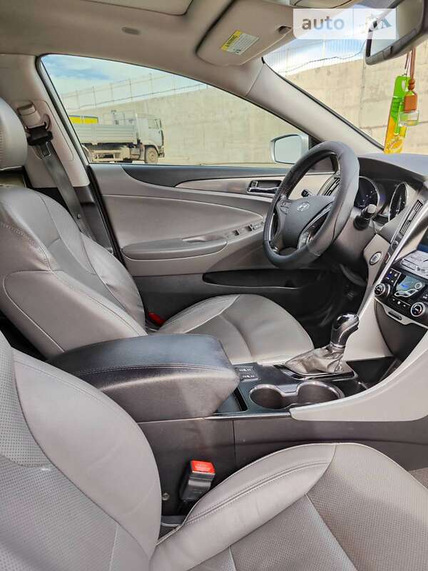 Седан Hyundai Sonata 2014 в Одесі