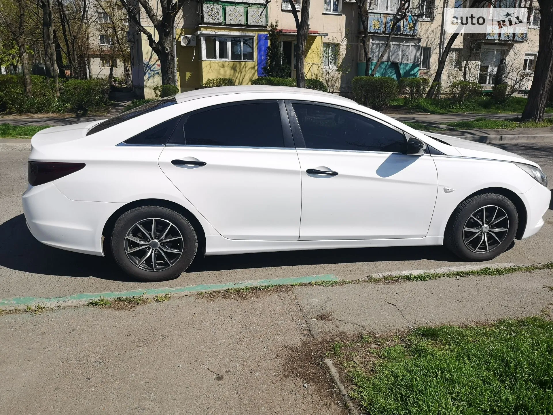 2011 Hyundai Sonata - мініатюра 5