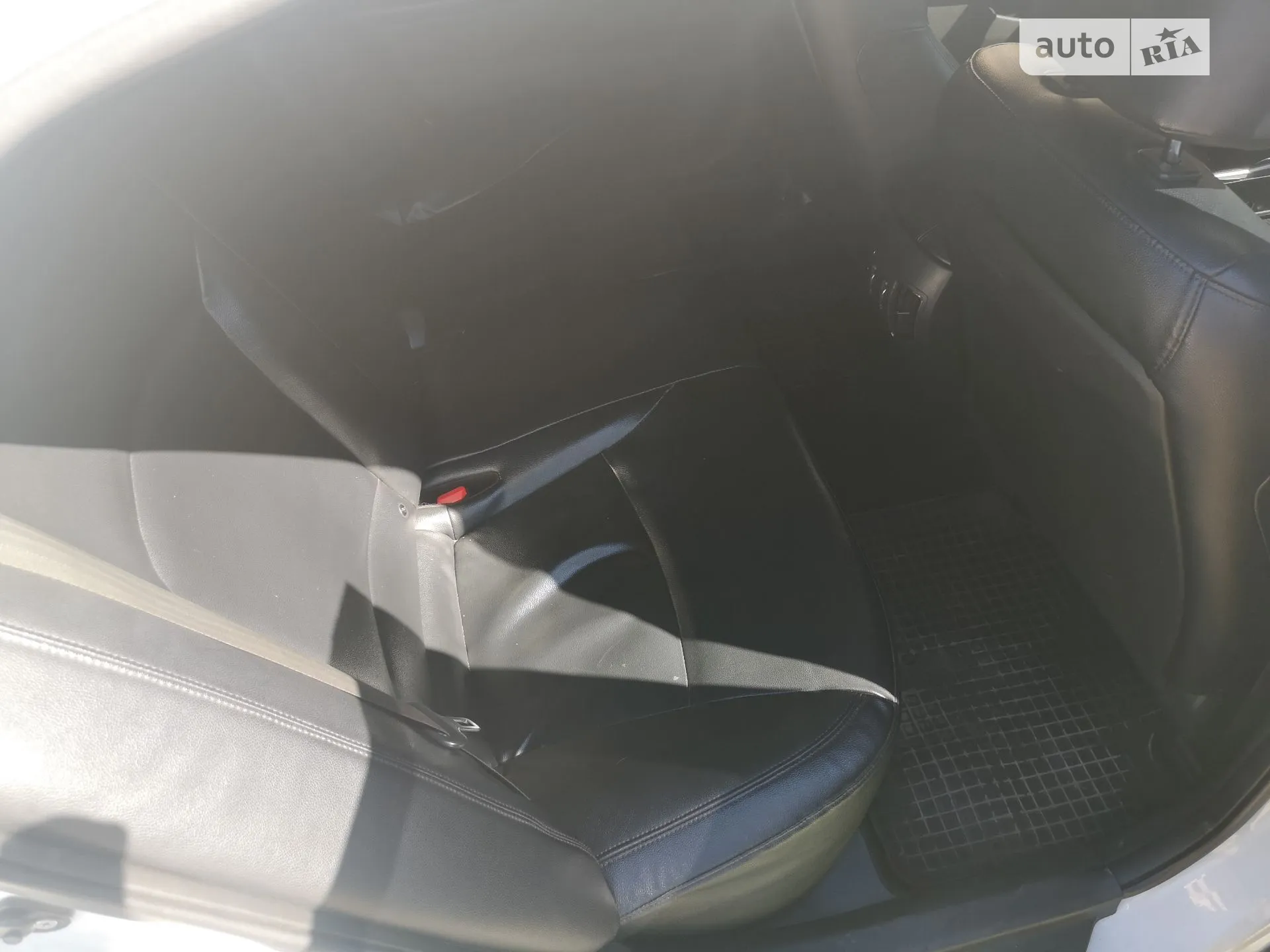 2011 Hyundai Sonata - мініатюра 20
