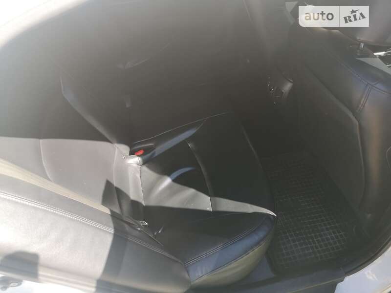 Седан Hyundai Sonata 2011 в Черноморске