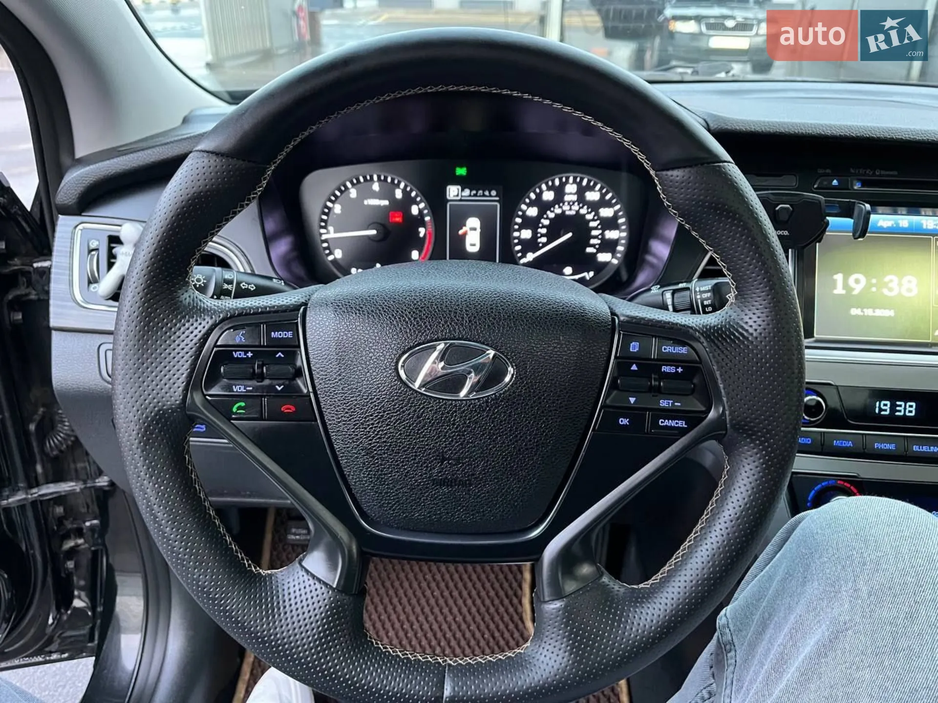 2014 Hyundai Sonata - мініатюра 30