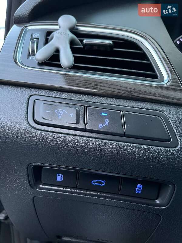 Седан Hyundai Sonata 2014 в Хмільнику