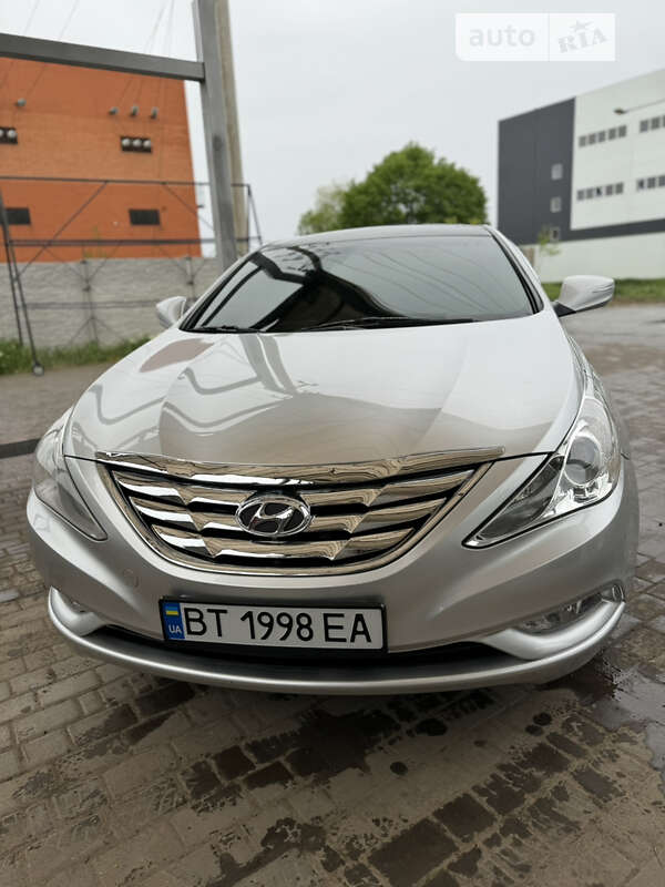 Седан Hyundai Sonata 2013 в Херсоне