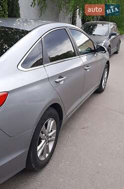 Седан Hyundai Sonata 2015 в 