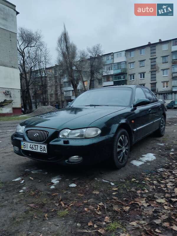 Седан Hyundai Sonata 1998 в Кременчуці