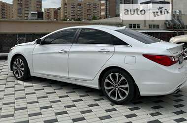 Седан Hyundai Sonata 2013 в Хмельницькому