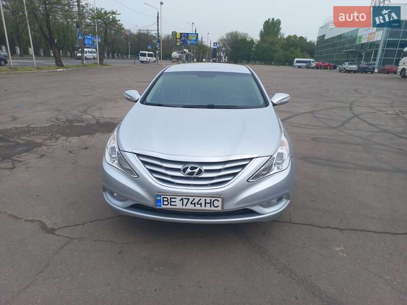 Седан Hyundai Sonata 2012 в Николаеве