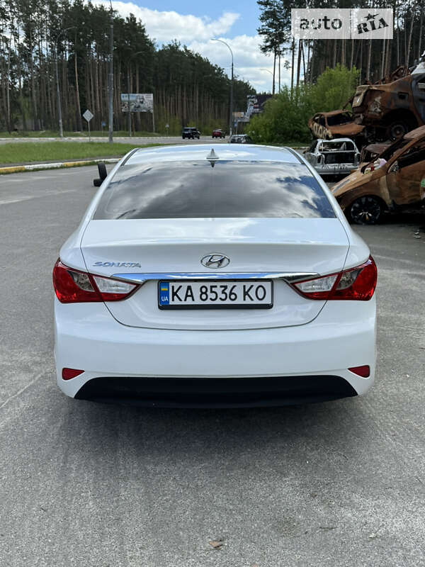 Седан Hyundai Sonata 2014 в Ірпені