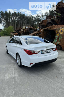 Седан Hyundai Sonata 2014 в Ирпене