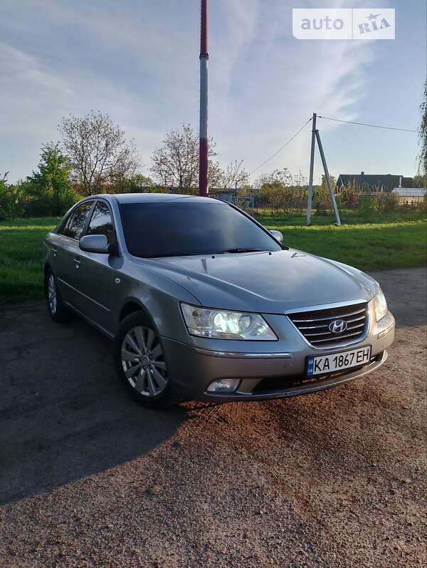 Седан Hyundai Sonata 2009 в Киеве