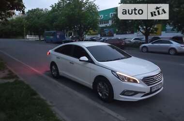 Седан Hyundai Sonata 2015 в Черноморске