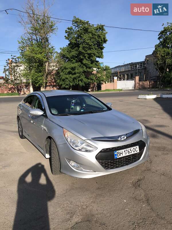 Hyundai Sonata 2013