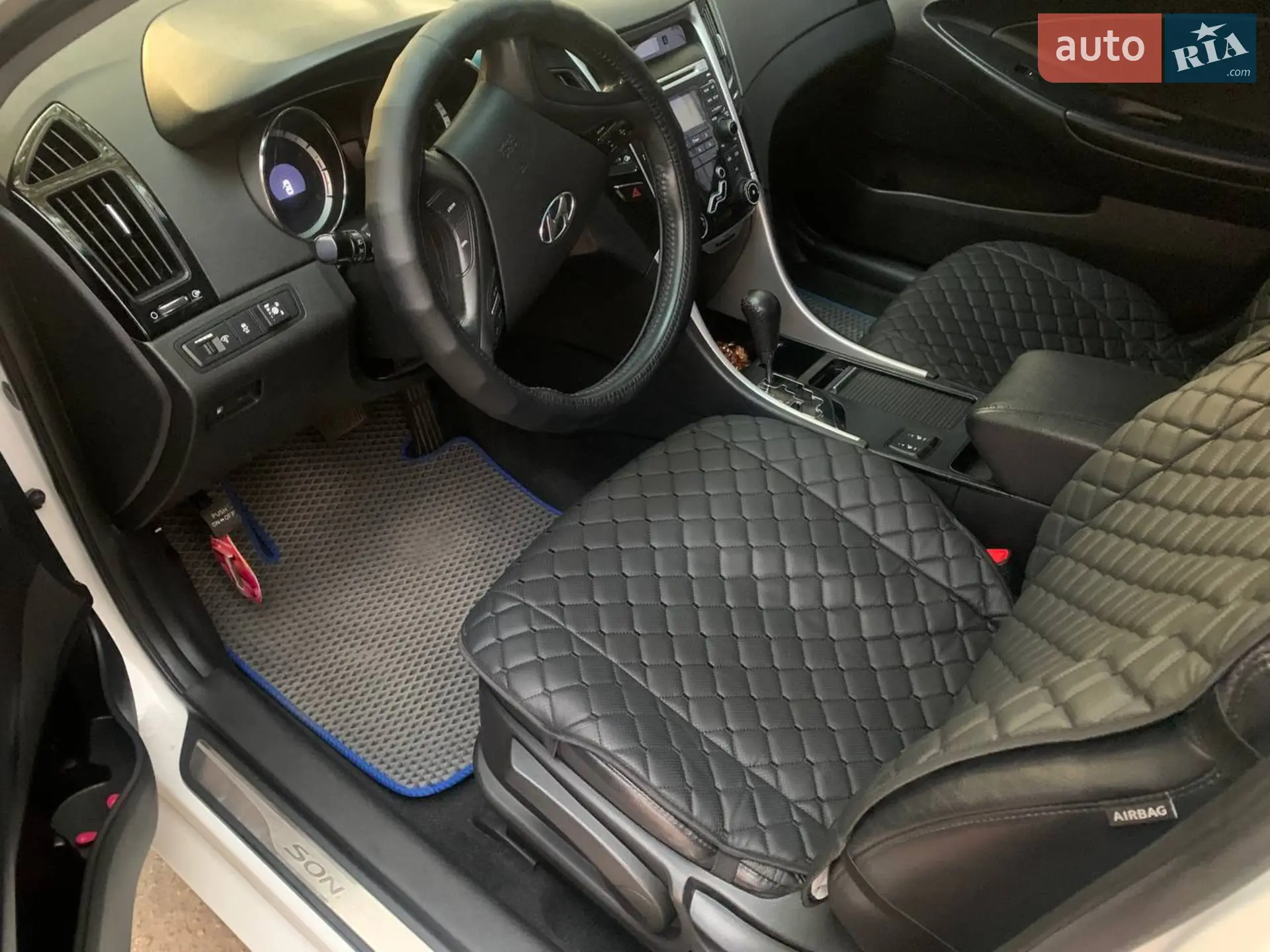 2010 Hyundai Sonata - мініатюра 6