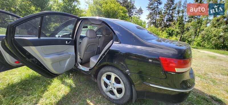 Седан Hyundai Sonata 2005 в Переяславе
