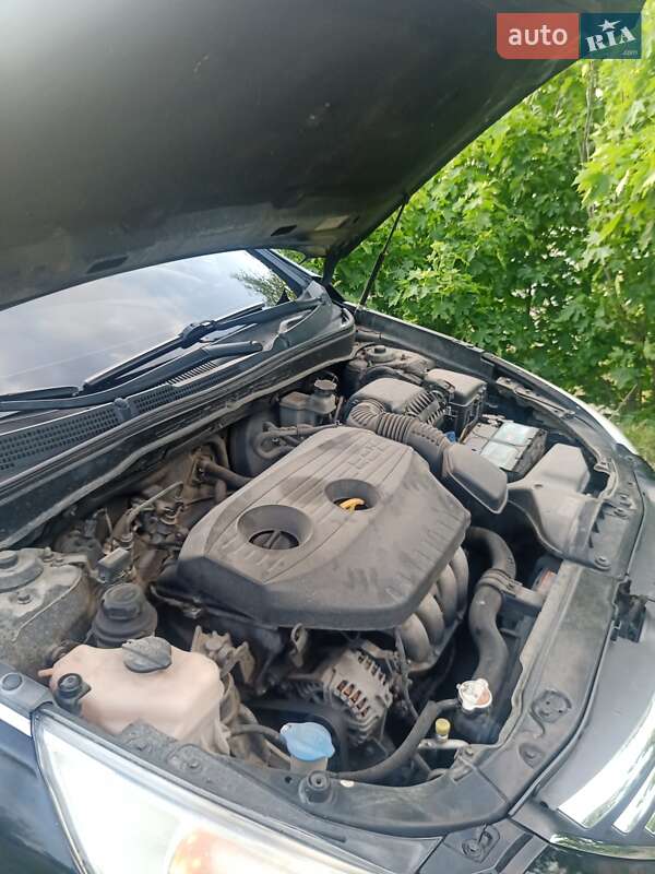Седан Hyundai Sonata 2012 в Дніпрі