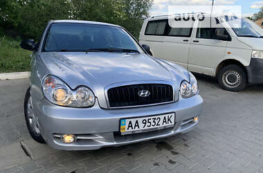 Седан Hyundai Sonata 2003 в Черновцах