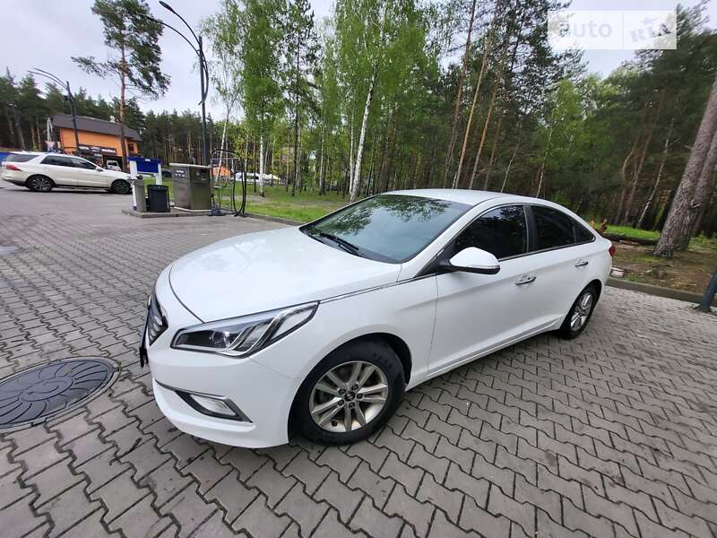 Седан Hyundai Sonata 2016 в Киеве